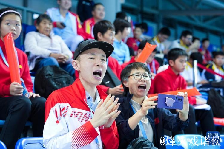 孙宇亮：自信闪耀特奥游泳赛场的少年